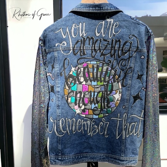 𝗥𝗵𝘆𝘁𝗵𝗺𝘀 𝗼𝗳 𝗚𝗿𝗮𝗰𝗲 𝗖𝗿𝗲𝗮𝘁𝗶𝘃𝗲 Jackets & Blazers - Eras Tour Ready: Dazzling Upcycled Se7en Jacket with Chic Design! Oversized Med